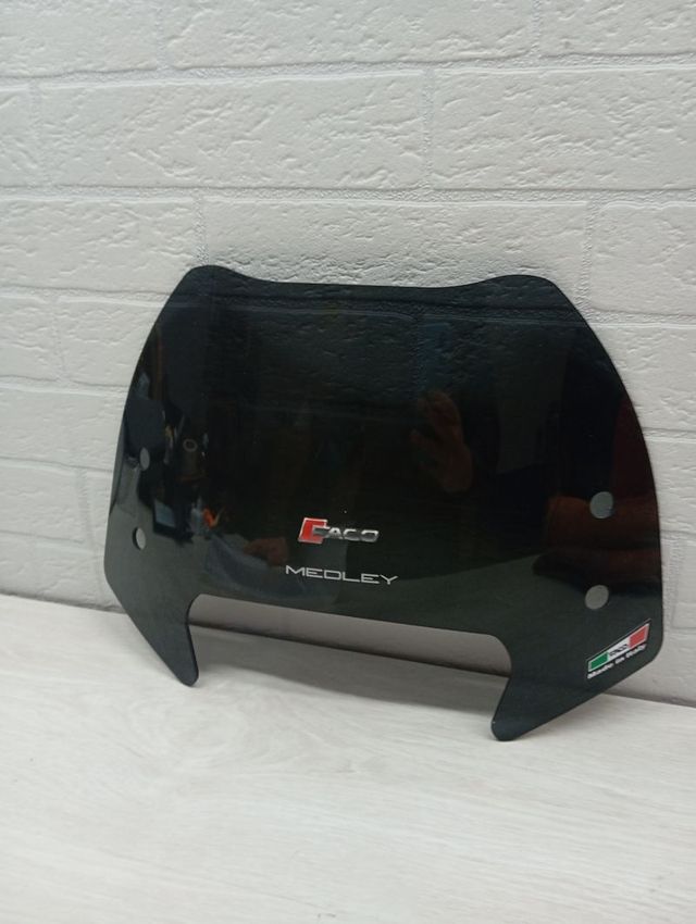 Faco - Parabrisas ahumado oscuro para Piaggio