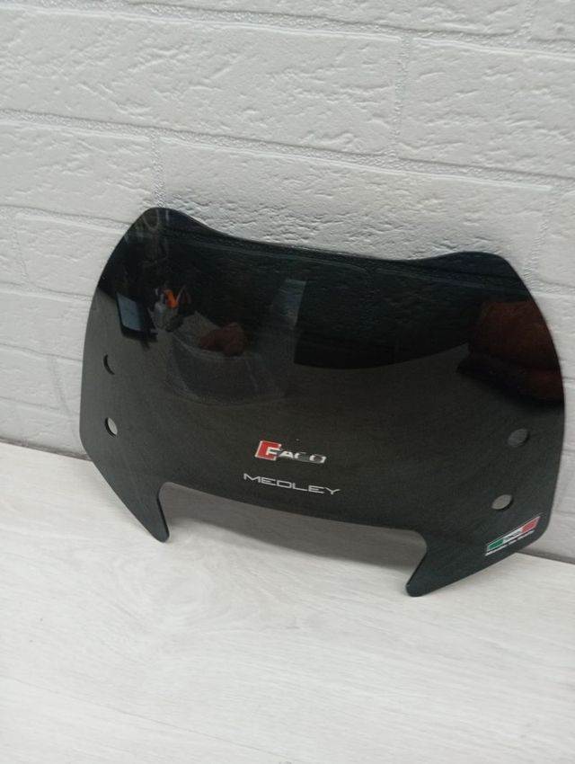 Faco - Parabrisas ahumado oscuro para Piaggio