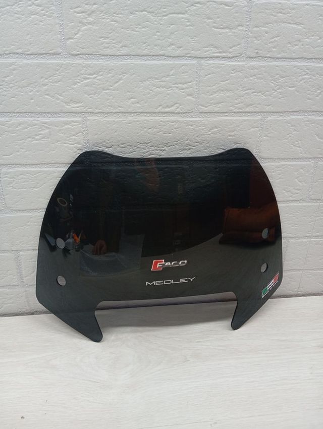 Faco - Parabrisas ahumado oscuro para Piaggio