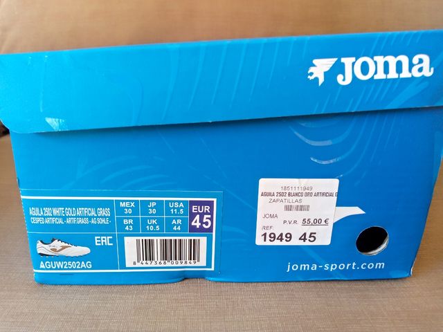 N 45 / Botas de fútbol nuevas Joma Águila