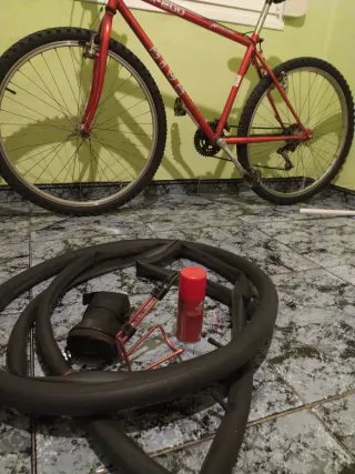 Bicicleta de Montaña Roja M-200