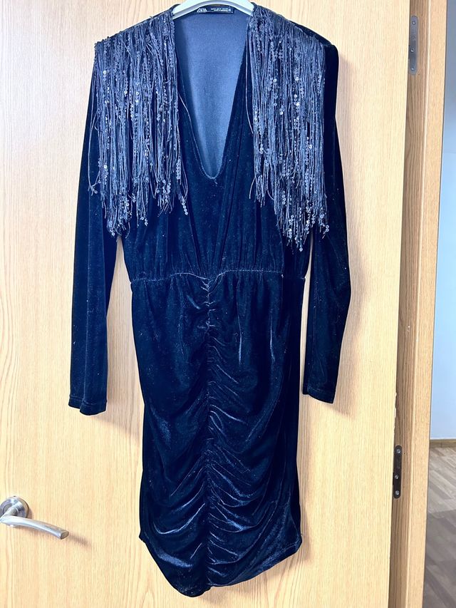 Vestido Zara Terciopelo Negro Talla M Flecos