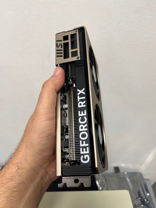 MSI GeForce RTX 5060 Ti 16G Inspire 2X OC Tarjeta