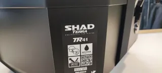 BAUL SHAD TR 41 ALUMINIO Y NEGRO