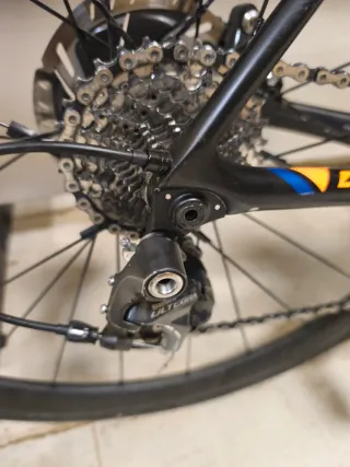 Bicicleta Giant Carbono Carretera talla 53