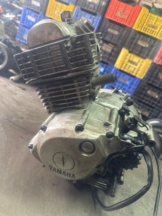 Motor Yamaha YBR 125 8000 km