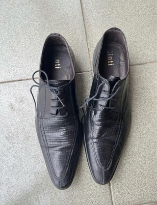 Scarpe eleganti Cinti nere