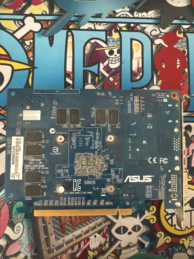 Gráfica ASUS RTX 730