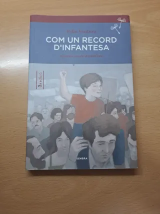 Com un record d'infantesa (Sembra Llibres) (Cat...