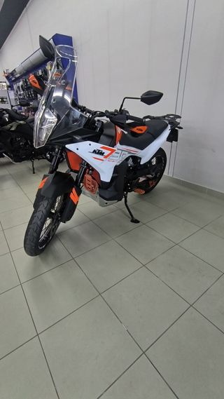 KTM Adventure 790
