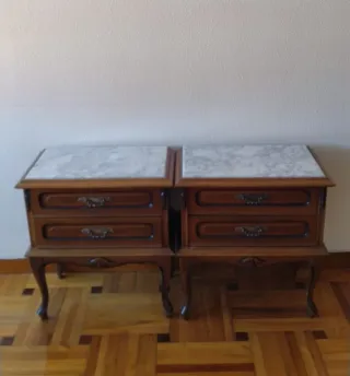Conjunto Muebles Cómoda cajonera mesitas de noche.