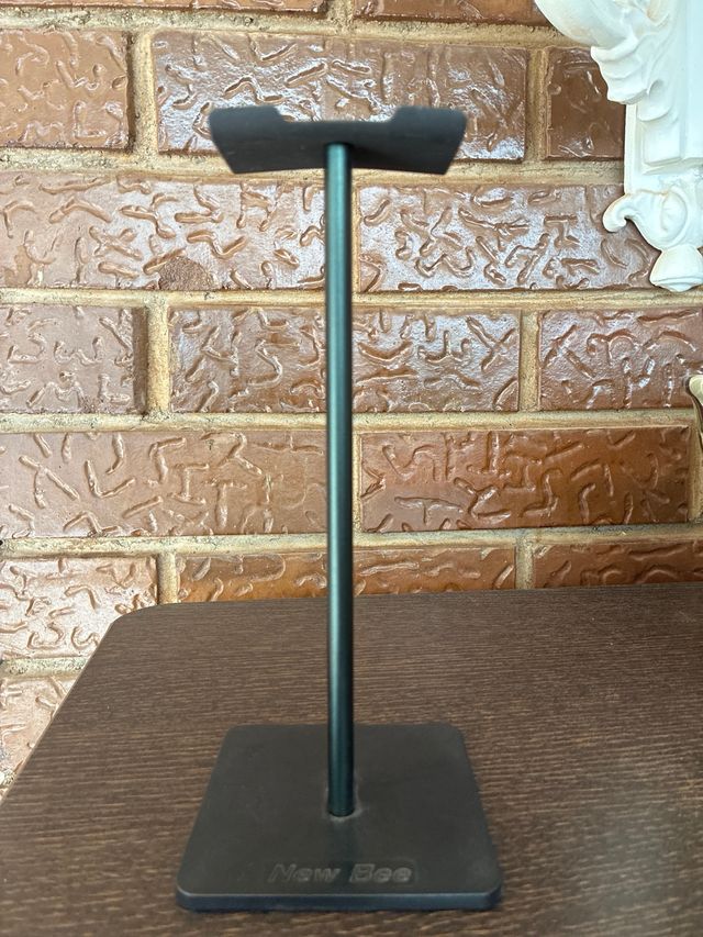 Soporte para auriculares New Bee