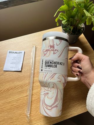 Garrafa Stanley Quencher H2.0 Bege/Rosa