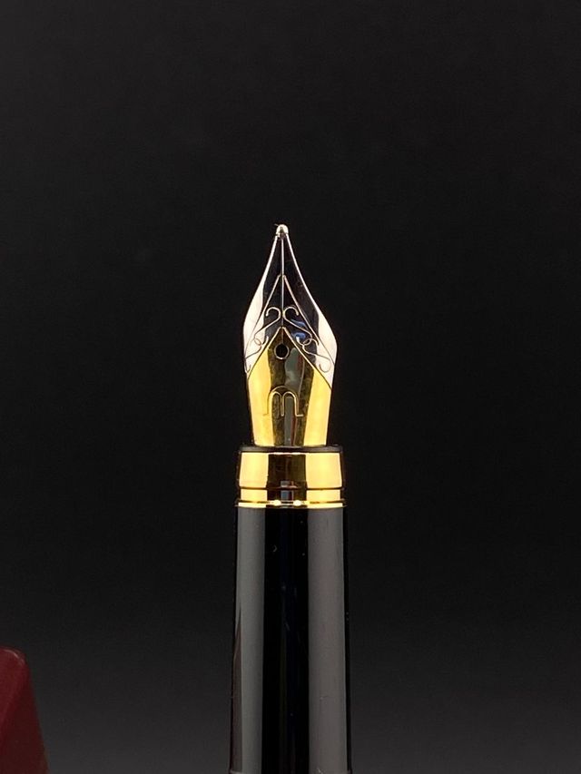 Pluma estilográfica Classic Maurice Lacroix Burdeo