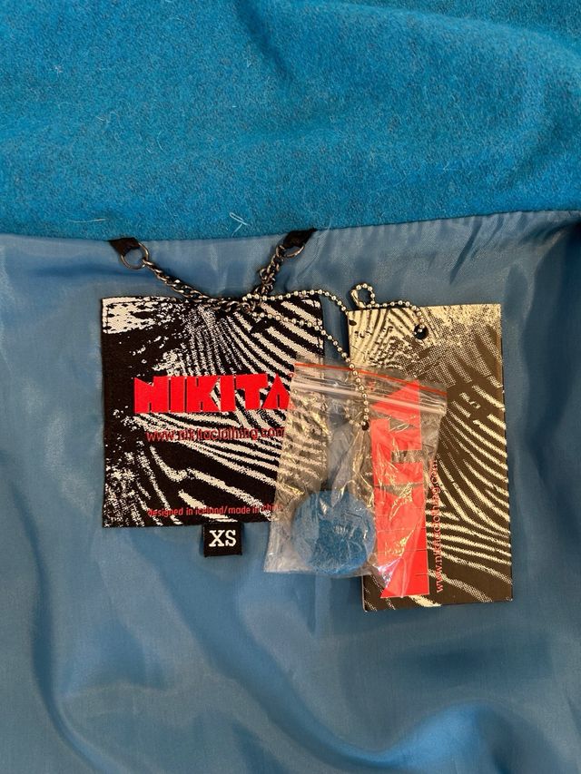 Abrigo Nikita Azul Talla XS