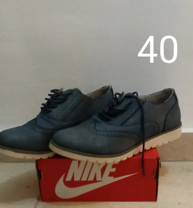 Mocasines azules talla 40