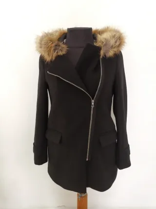 Chaquetón Unit negro con capucha Talla S