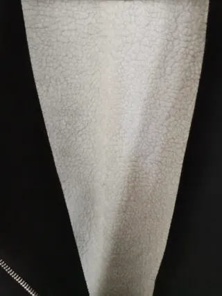 Chaquetón Unit negro con capucha Talla S