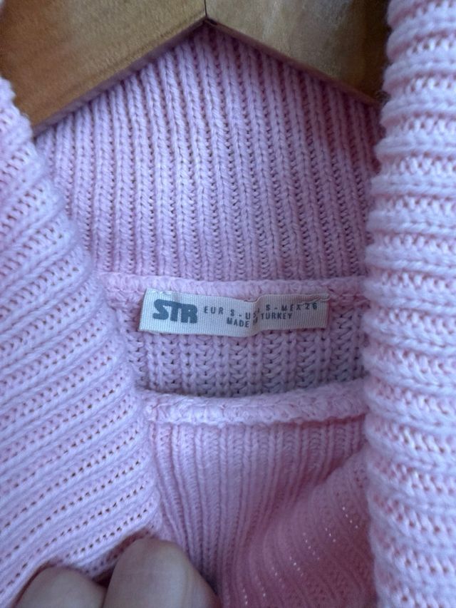 Jersey cuello alto rosa