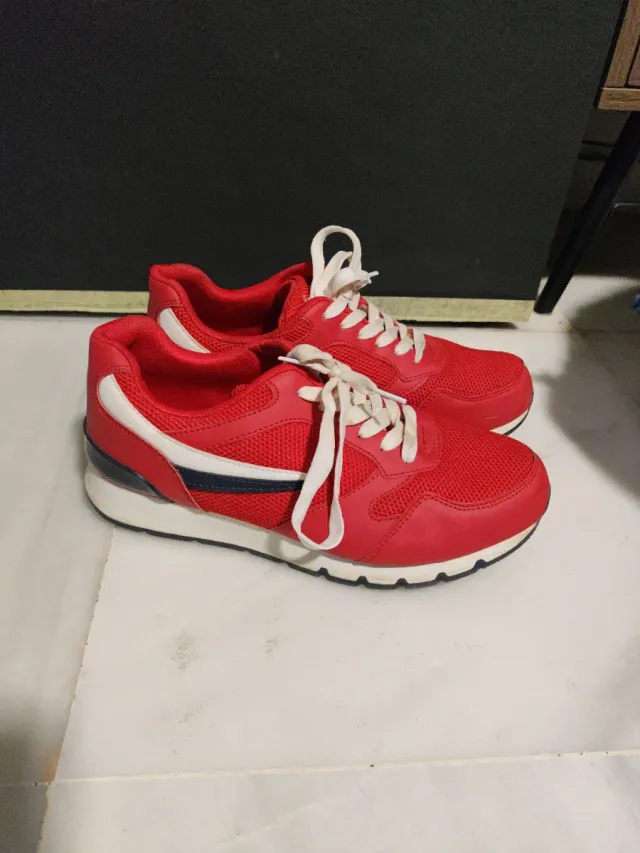 Zapatillas deportivas rojas talla 42