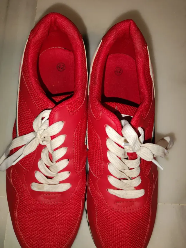 Zapatillas deportivas rojas talla 42