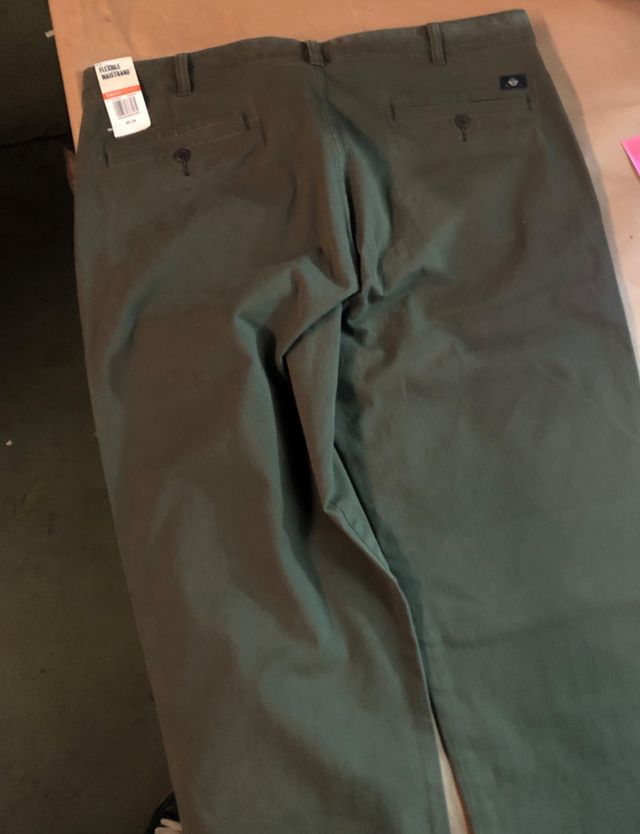 Pantalón Dockers Slim Fit Verde Oliva