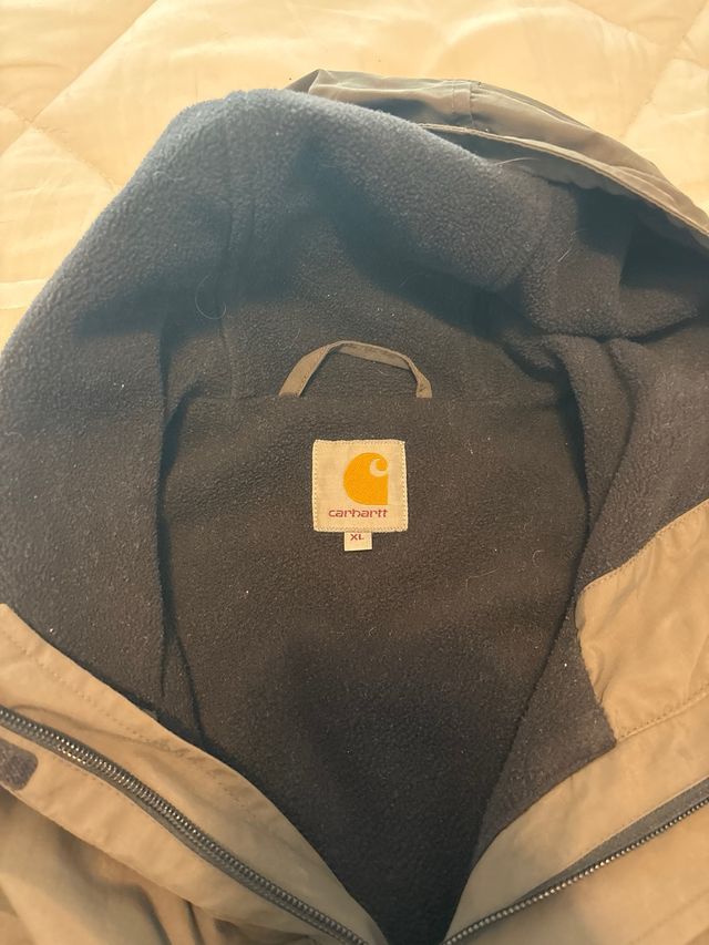 Chaqueta Carhartt verde oliva