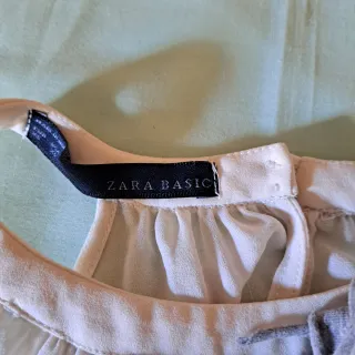 Zara Top Halter Beige con Flor