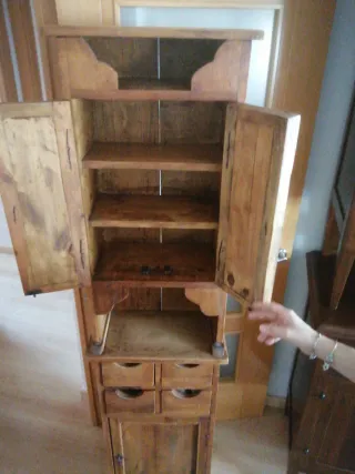 Mueble mexicano de madera