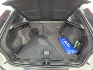 Volvo XC40 Momentum T3 aut 163