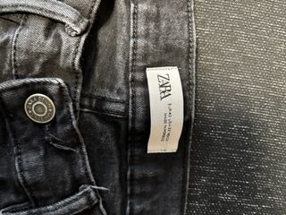 Pantalones vaqueros largos grises