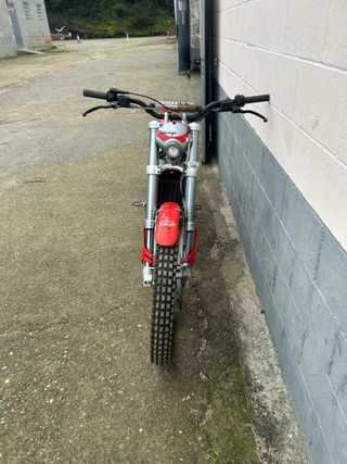 MOTO TRIAL BETA REV-3 250 2T - Matriculada