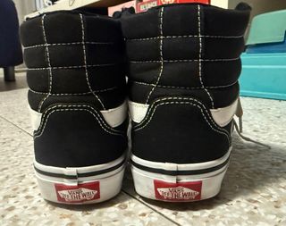 Zapatillas Vans Filmore Hi Negras y Blancas