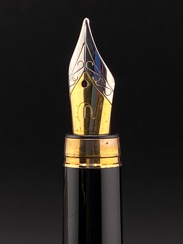 Pluma estilográfica Classic Maurice Lacroix Black