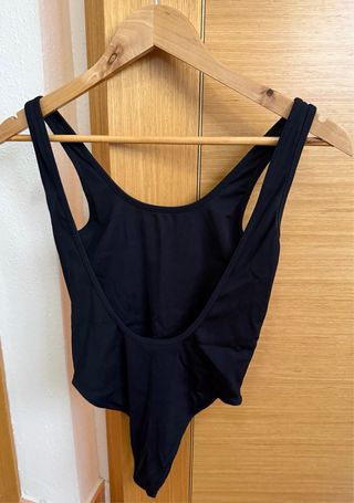 Body negro tirantes