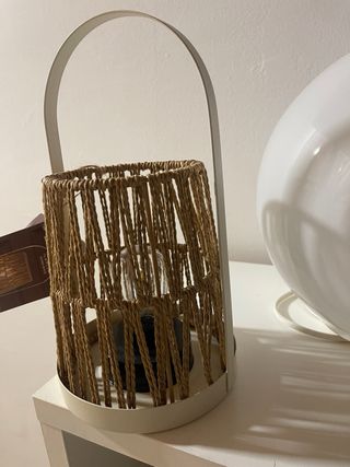 Lámpara de mesa yute y metal