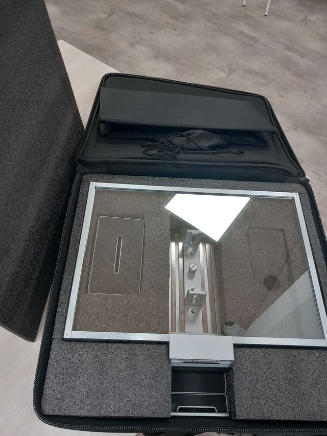 FEELWORLD TP16 Teleprompter