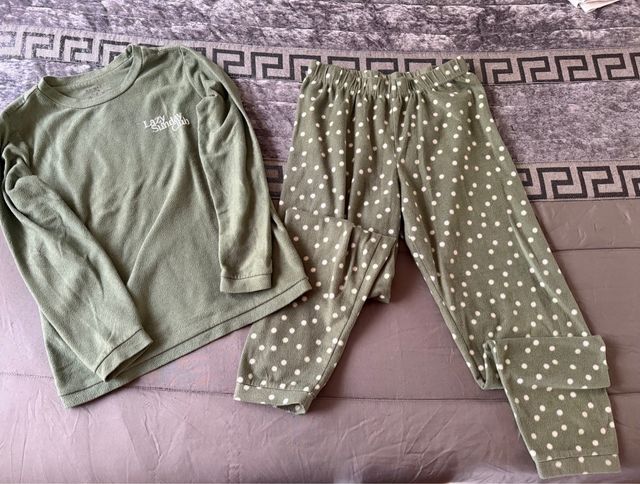Pijama Primark Verde Lunares