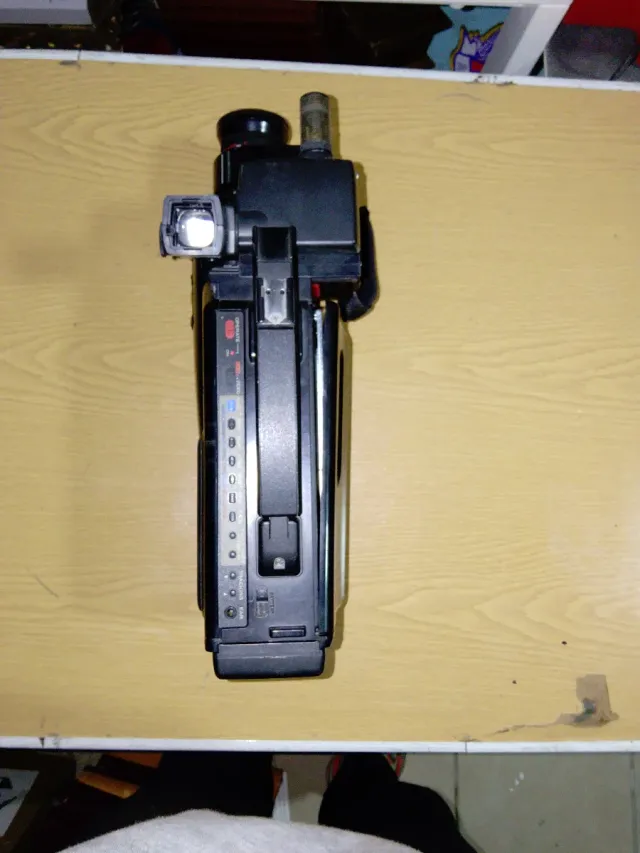 Videocámara Hitachi 3300E Negra