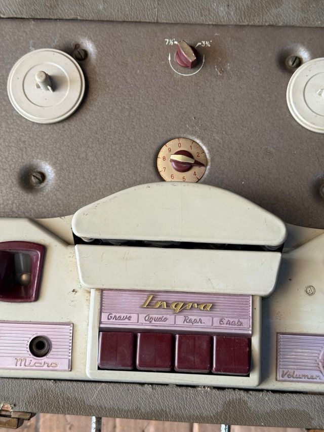 Grabadora Leningrad URSS – maleta antigua