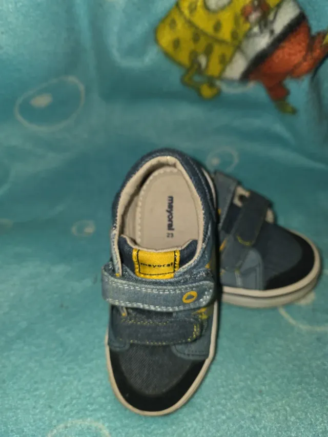 Zapatillas niño velcro MAYORAL