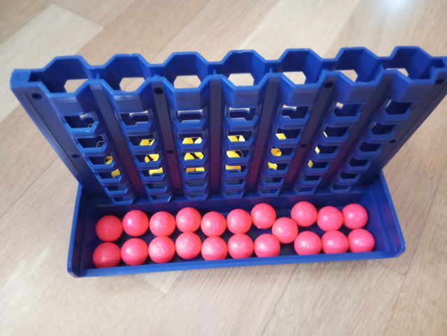 Juego 4 en Línea Plegable