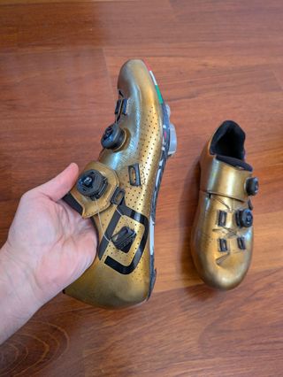 Zapatillas CRONO CR1 GOLD talla 44