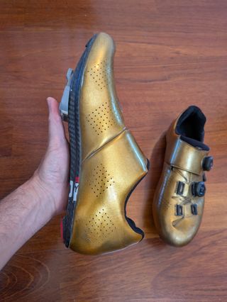 Zapatillas CRONO CR1 GOLD talla 44