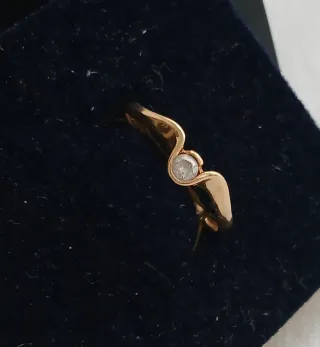 Sortija oro 18k con diamante