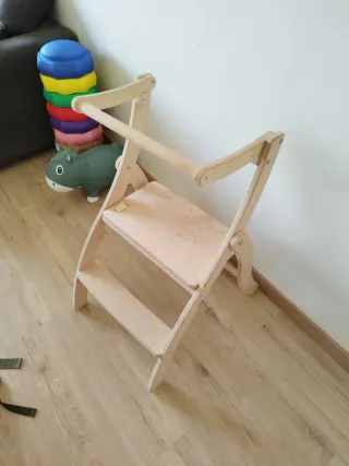 Torre di apprendimento Montessori pieghevole in legno