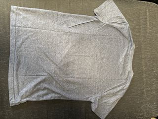 Camiseta Tommy Jeans Gris Logo