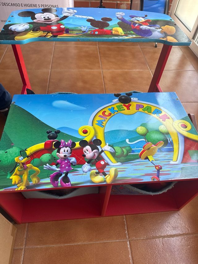 Escritorio infantil Mickey Mouse con almacenaje