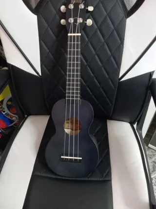 Ukelele soprano Mahalo