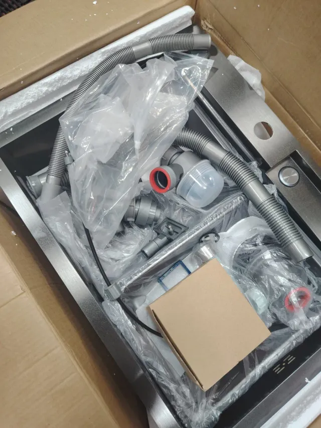 Lavaplatos con accesorios